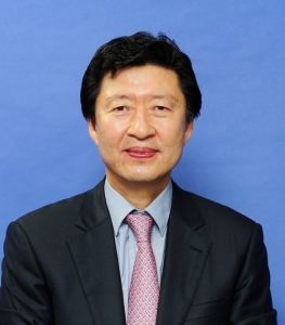 Kim Ki-woong Newspaper chief heads taekwondo peace corps